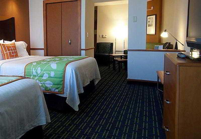 Fairfield Inn & Suites Tampa Fairgrounds/Casino Orient Park Exterior foto